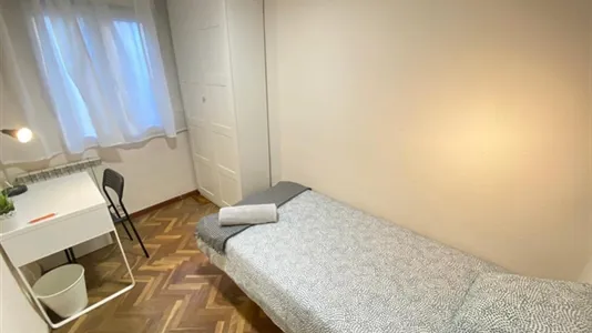 Rooms in Madrid Puente de Vallecas - photo 5