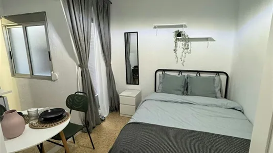 Rooms in Tavernes Blanques - photo 7