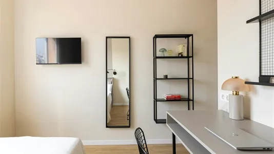 Rooms in Barcelona Sarrià-St. Gervasi - photo 7