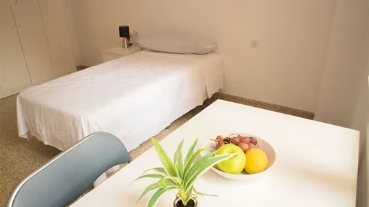Rooms in Valencia Camins al Grau - photo 4