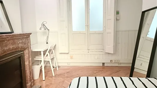 Rooms in Madrid Centro - photo 5