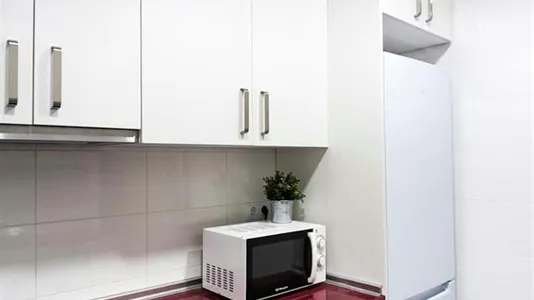 Rooms in Madrid Chamberí - photo 5