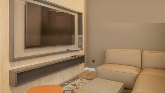 Rooms in Madrid Moncloa-Aravaca - photo 8