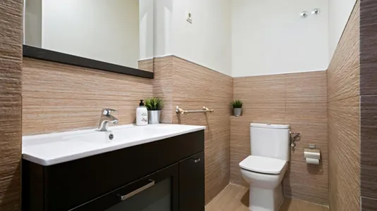 Rooms in Madrid Salamanca - photo 9