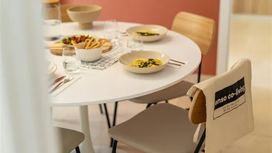 Rooms in Barcelona Ciutat Vella - photo 7