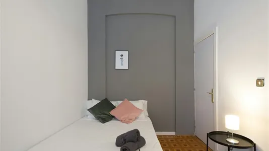 Rooms in Madrid Centro - photo 1