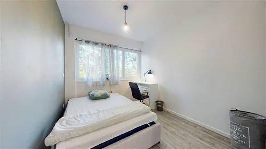 Rooms in Lyon - photo 3