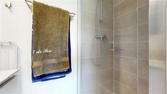 Rooms in Grenoble - photo 7