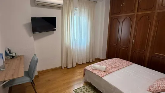 Rooms in Málaga - photo 3