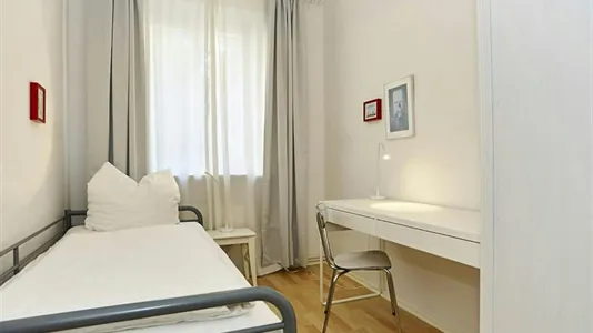 Apartments in Berlin Mitte - photo 8