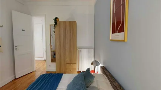 Rooms in Paris 8ème arrondissement - photo 8