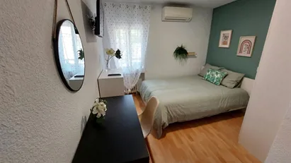 Room for rent in Madrid Hortaleza, Madrid