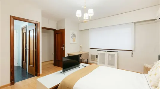 Rooms in Valencia L'Eixample - photo 4