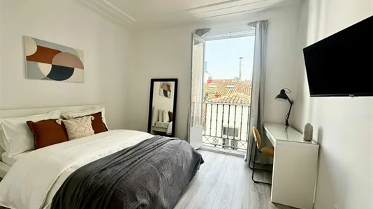 Rooms in Madrid Centro - photo 10