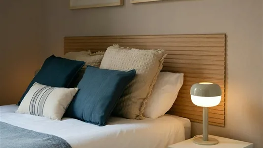Rooms in Barcelona Eixample - photo 2