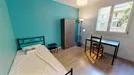 Room for rent, Guingamp, Bretagne, &lt;span class=&quot;blurred street&quot; onclick=&quot;ProcessAdRequest(9851197)&quot;&gt;&lt;span class=&quot;hint&quot;&gt;See streetname&lt;/span&gt;[xxxxxxxxxxxxx]&lt;/span&gt;