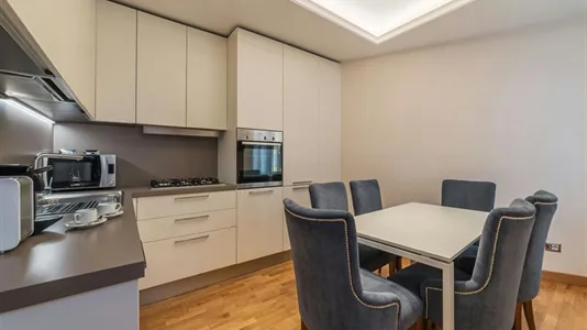 Apartments in Roma Municipio I – Centro Storico - photo 7