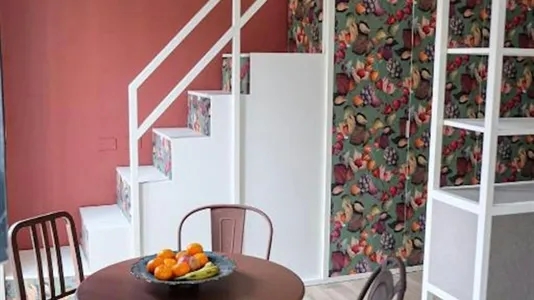 Apartments in Milano Zona 8 - Fiera, Gallaratese, Quarto Oggiaro - photo 2