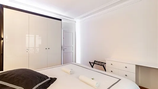 Apartments in Paris 17ème arrondissement - photo 9