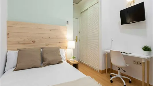 Rooms in Madrid Centro - photo 2