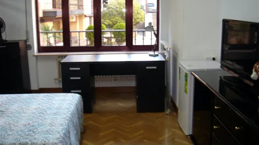 Rooms in Salamanca - photo 10