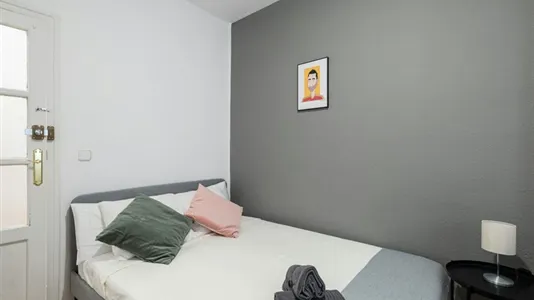 Rooms in Madrid Salamanca - photo 2