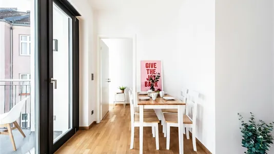 Rooms in Berlin Friedrichshain-Kreuzberg - photo 3