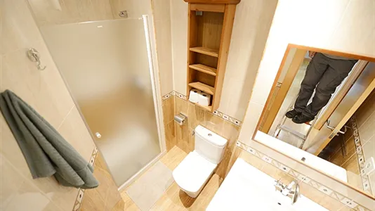 Rooms in Bilbao - photo 8