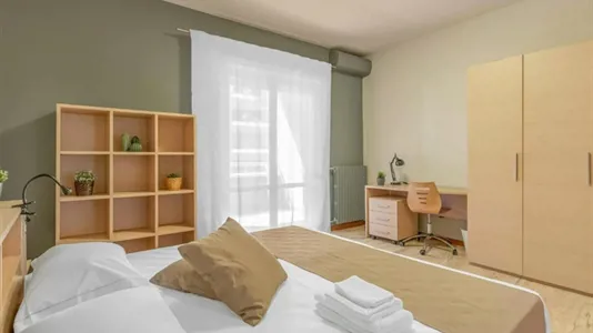 Apartments in Milano Zona 5 - Vigentino, Chiaravalle, Gratosoglio - photo 2