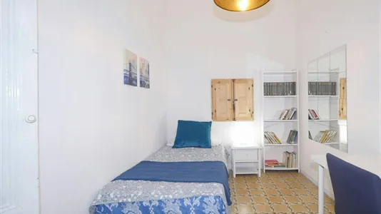 Apartments in Barcelona Ciutat Vella - photo 10