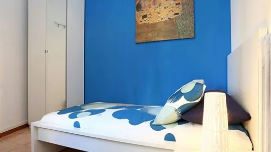 Rooms in Roma Municipio II – Parioli/Nomentano - photo 7