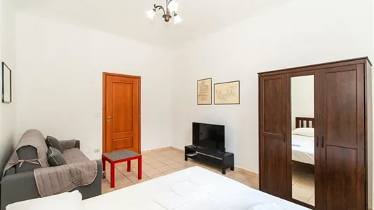 Apartments in Turin - photo 4