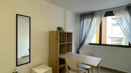 Rooms in Alaquàs - photo 3
