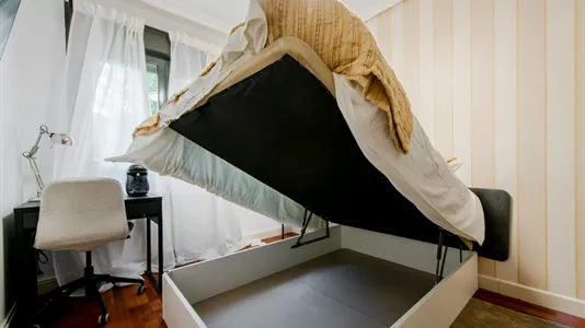 Rooms in Madrid Chamberí - photo 5