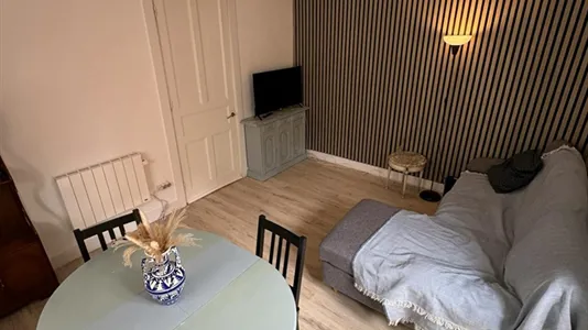Rooms in Bilbao - photo 2