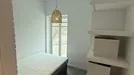 Room for rent, Lisbon (region), &lt;span class=&quot;blurred street&quot; onclick=&quot;ProcessAdRequest(13057460)&quot;&gt;&lt;span class=&quot;hint&quot;&gt;See streetname&lt;/span&gt;[xxxxxxxxxxxxx]&lt;/span&gt;