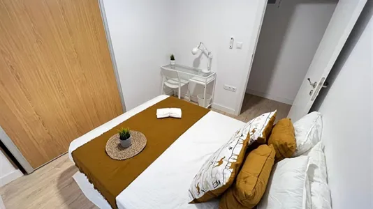 Rooms in Valencia L'Eixample - photo 4