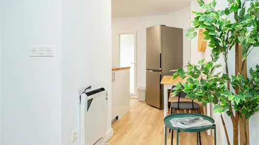 Rooms in Zaragoza - photo 10
