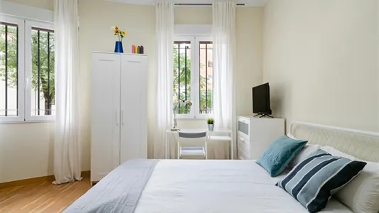 Rooms in Madrid Salamanca - photo 2