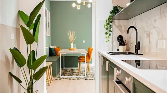 Rooms in Madrid Centro - photo 9