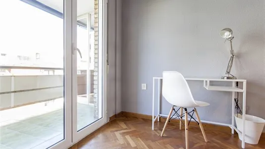 Rooms in Valencia Algirós - photo 10