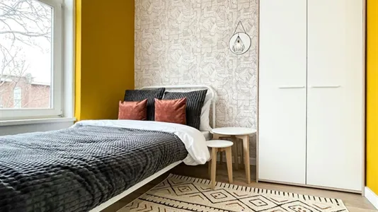 Apartments in The Hague Laak - photo 1