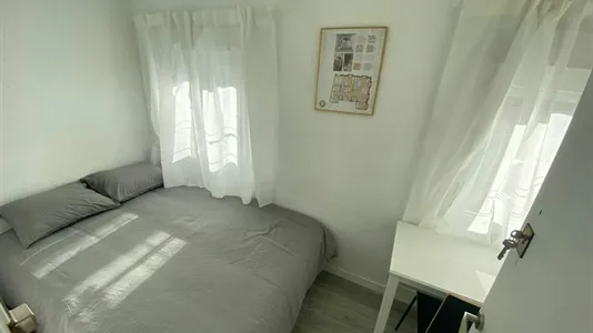 Rooms in Adaro - photo 4