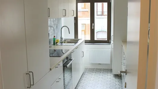 Rooms in Brussels Schaarbeek - photo 10