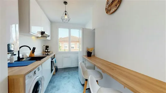 Rooms in Lyon - photo 4