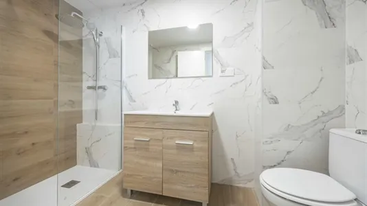 Rooms in Valencia L'Eixample - photo 9