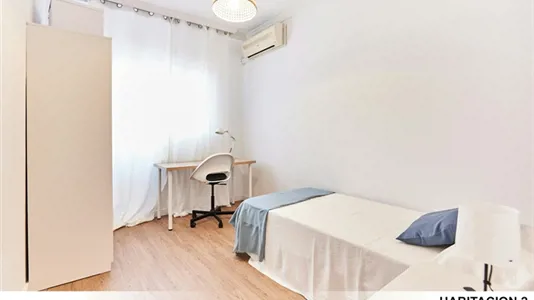Rooms in Bami - photo 2