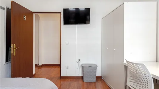 Rooms in Alcalá de Henares - photo 7