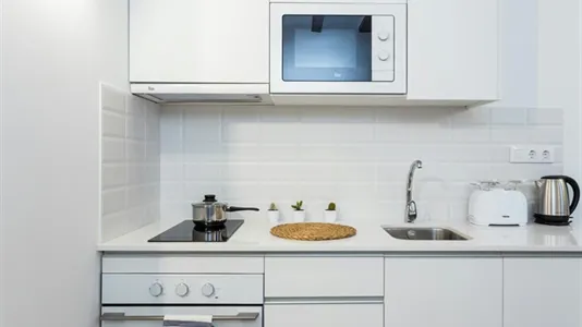 Apartments in Barcelona Ciutat Vella - photo 4