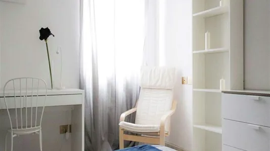 Rooms in Milano Zona 5 - Vigentino, Chiaravalle, Gratosoglio - photo 1
